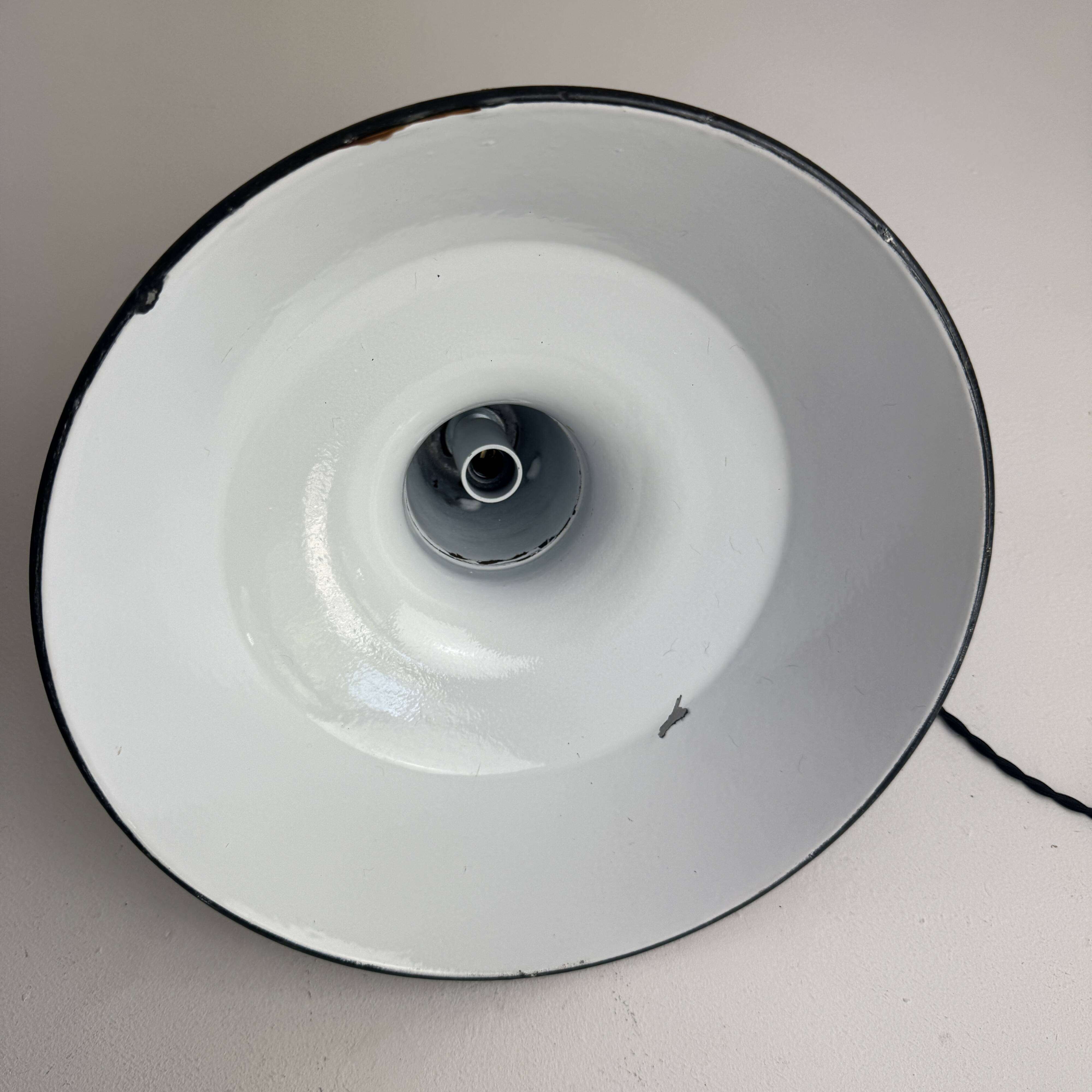OLD ENAMELLED INDUSTRIAL WORKSHOP SUSPENSION