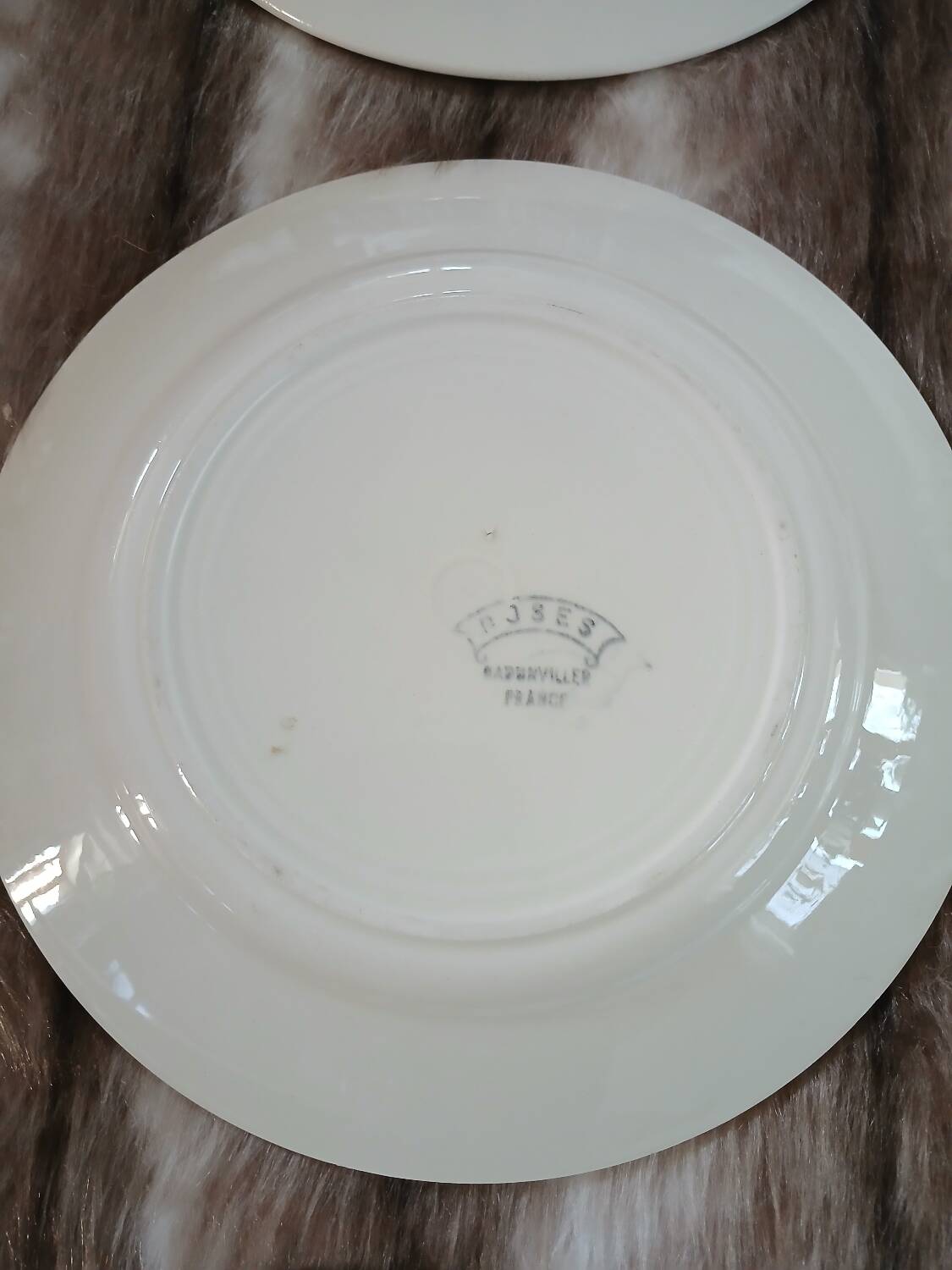 8 mismatched antique dinner plates