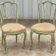 Paire de chaises de style Louis XV