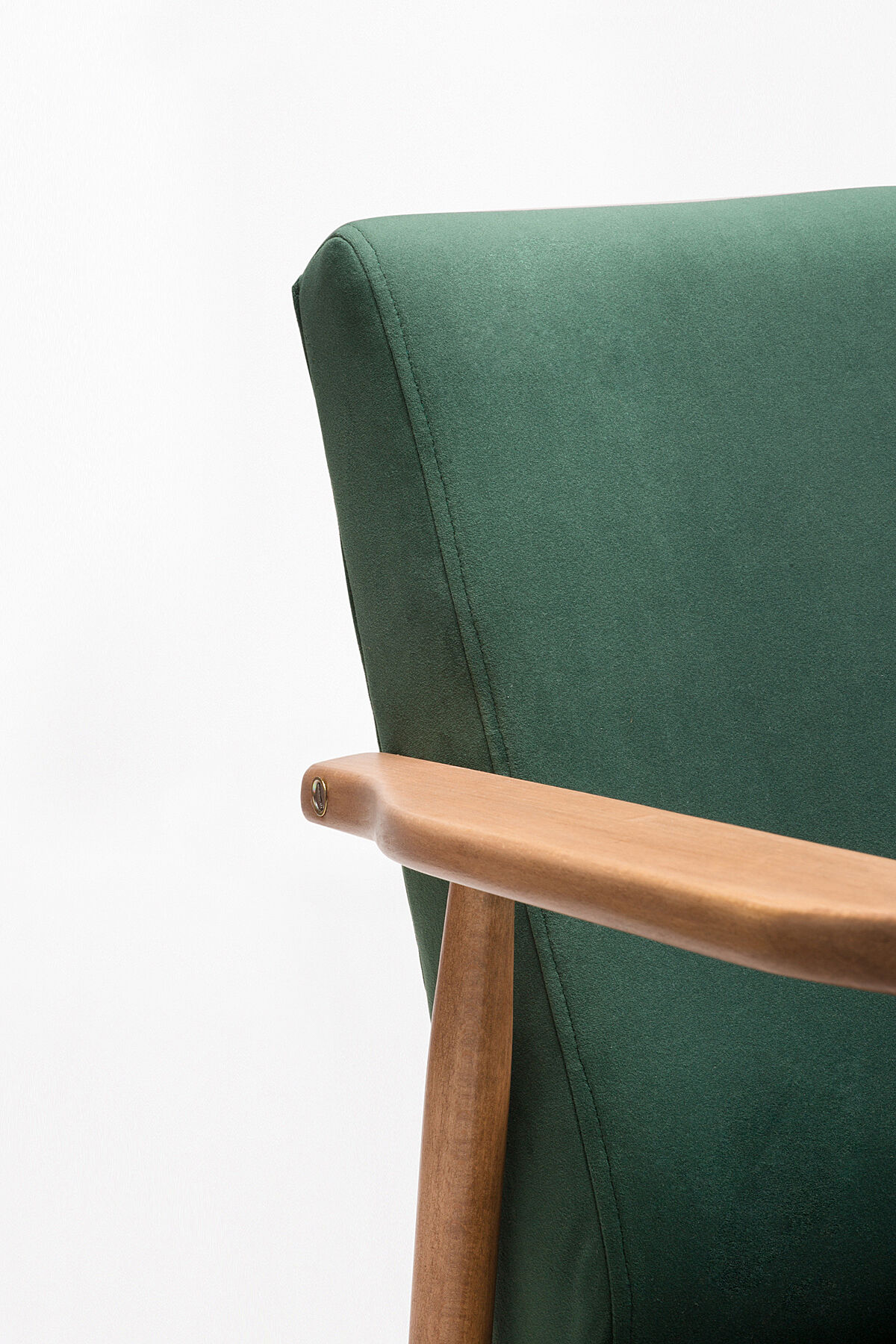 Fauteuil B-7727 polonais en velours vert années 1970.