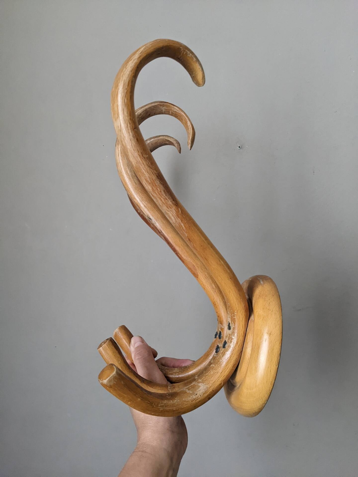 Porte manteau thonet vintage en bois courbé
