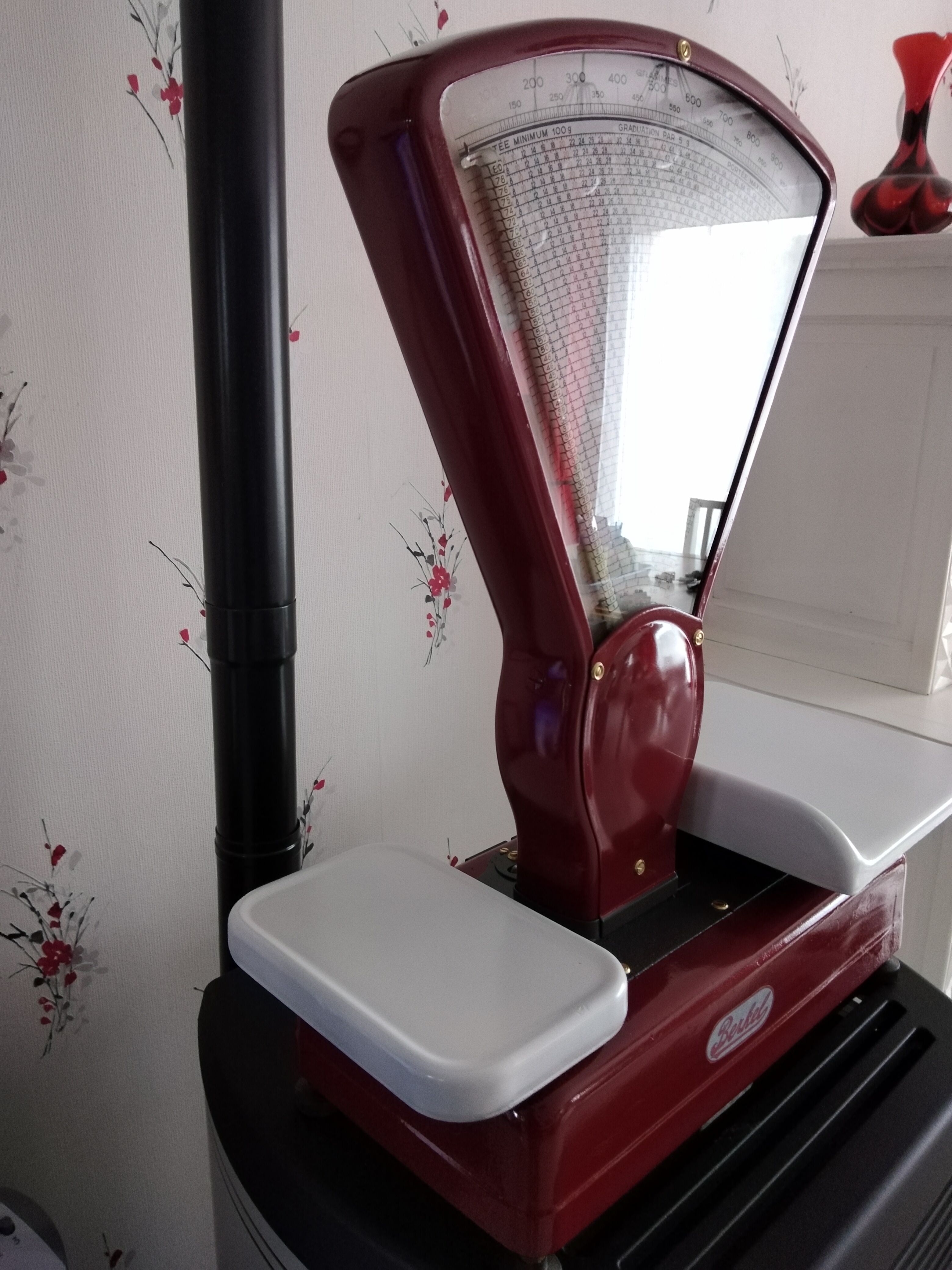 Old berkel berkel laquered purple red scale