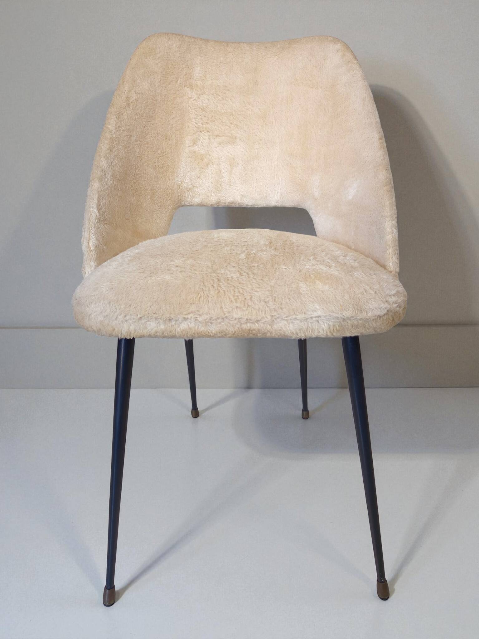 Vintage barrel chair
