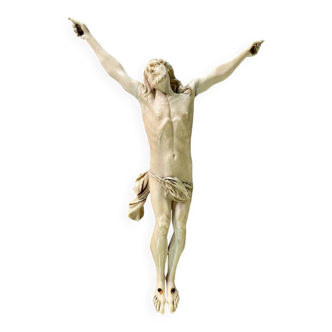 Christ in ivory, late 19th century in accordance with CITES regulations.