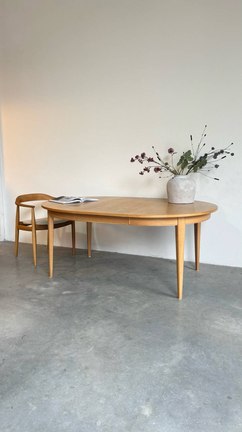 Vintage extendable round dining table Omann Jun