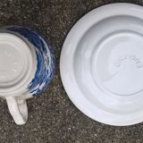 English Ironstone Tableware Ltd (EIT) "Kingswood" blue-white cups and saucers
