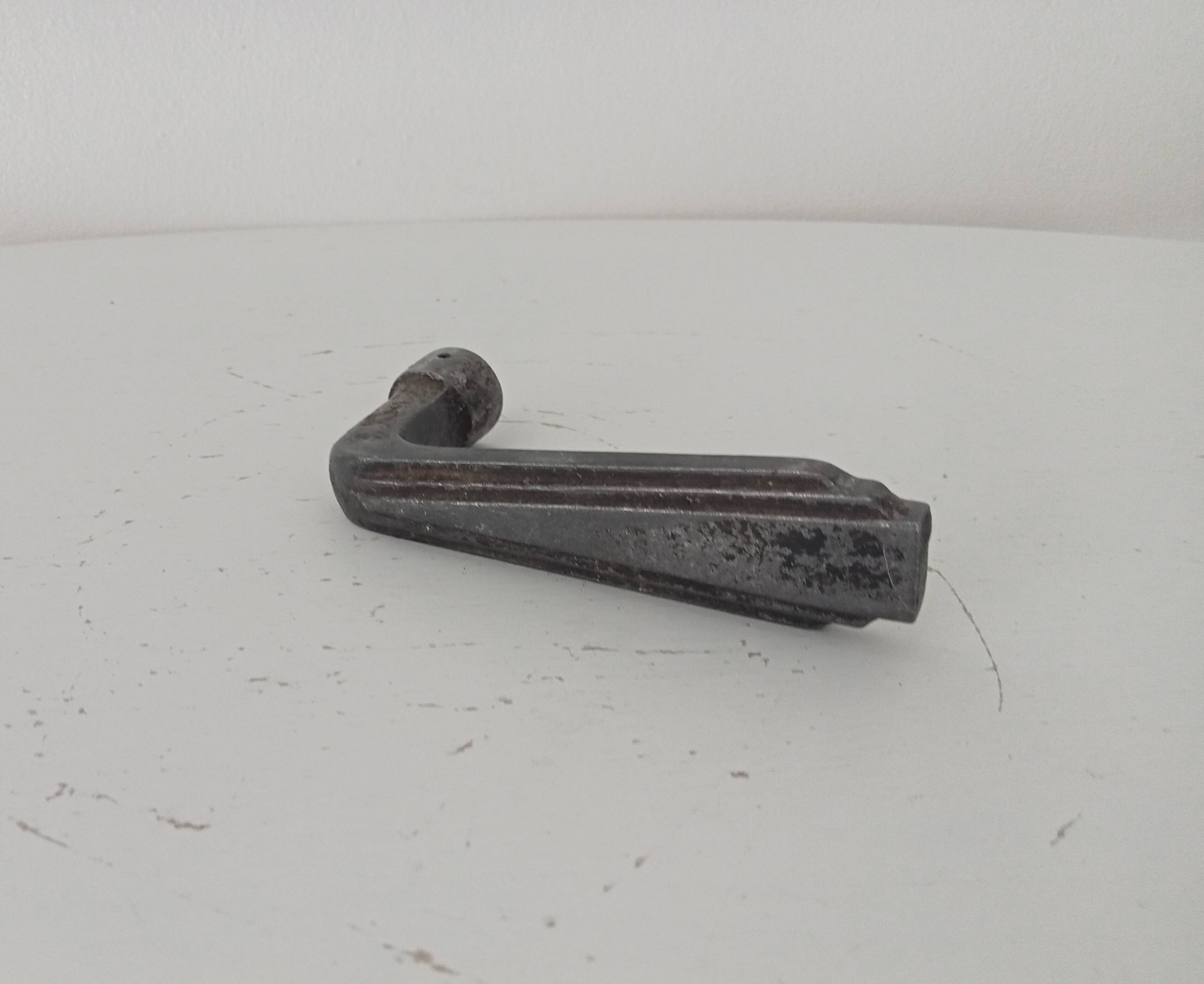 Antique Art Deco door handle in solid aluminium
