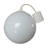 Suspension ball in white opaline 70s