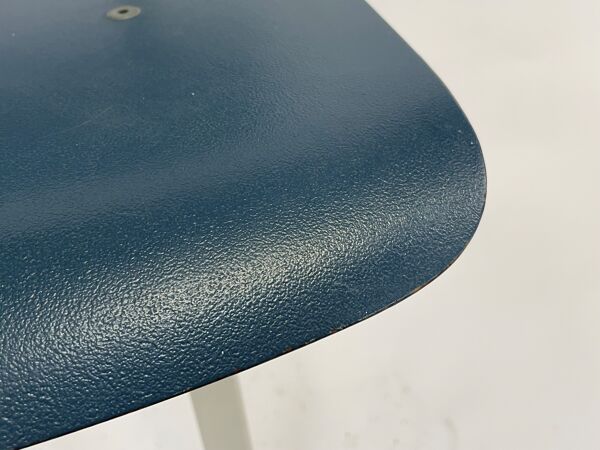 Chaise vintage Friso Kramer Revolt pour Ahrend de Cirkel 1960