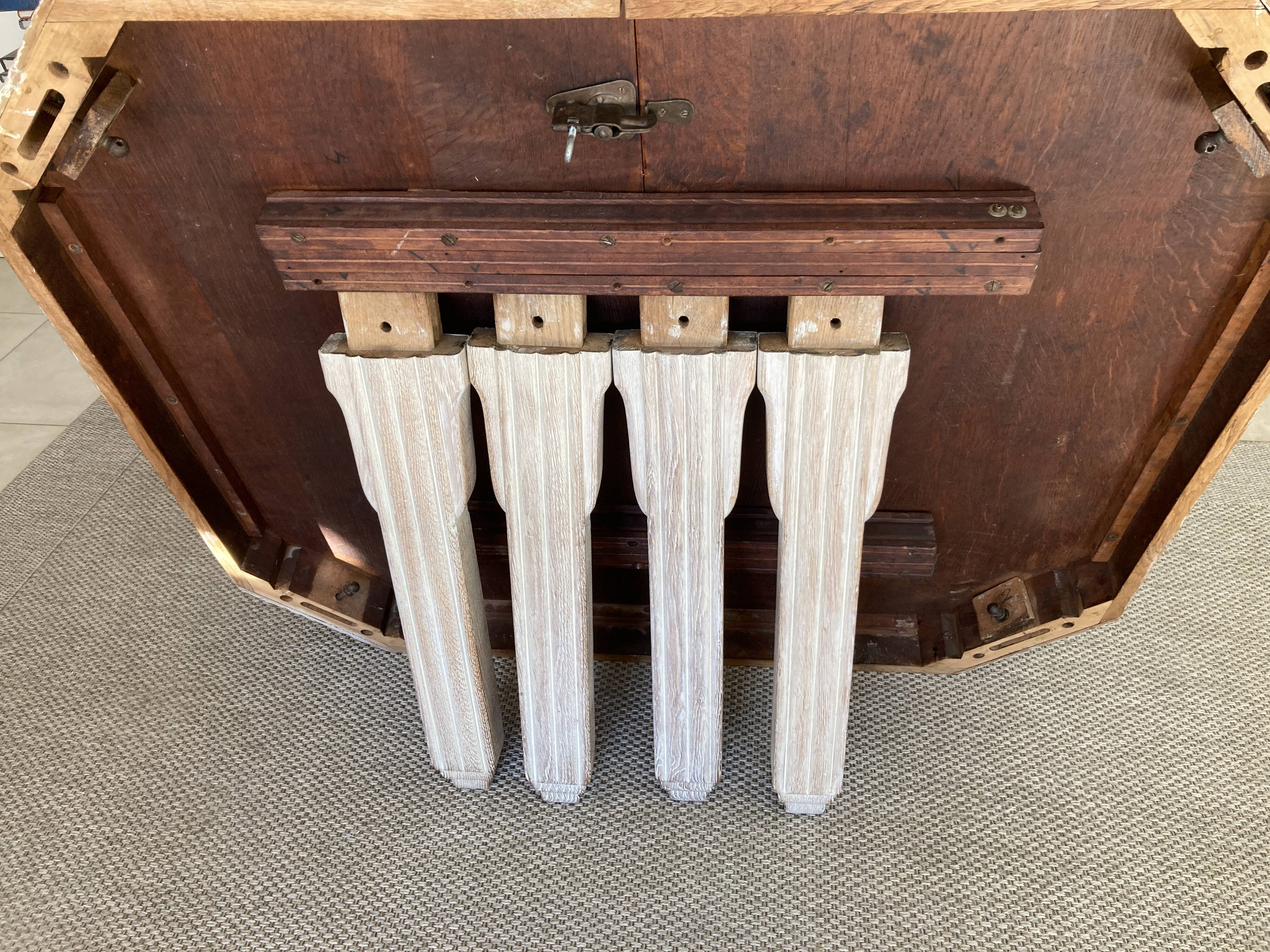 Refurbished extendable oak table