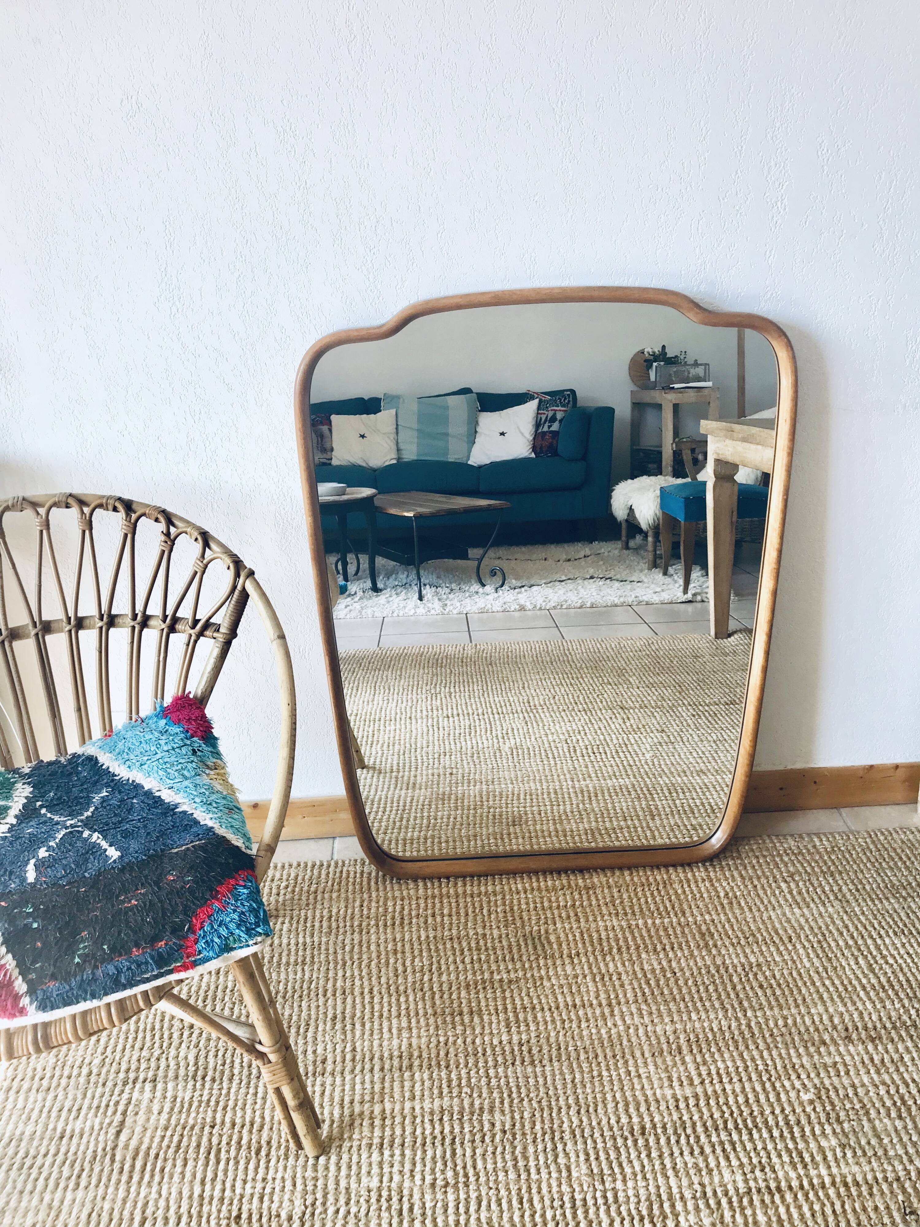 Free form mirror 80x104cm