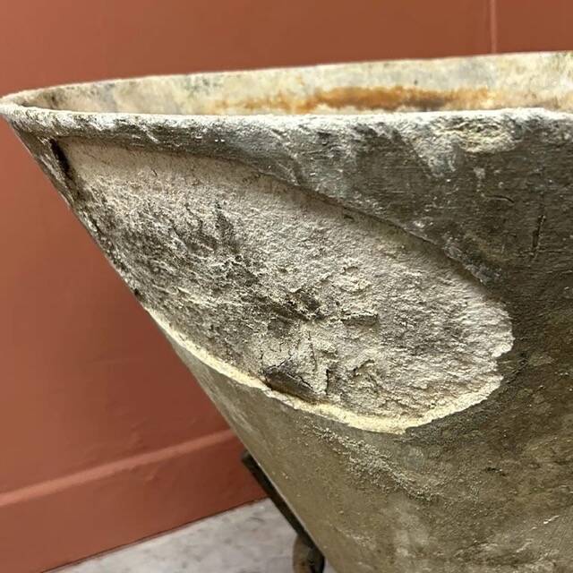 Fiber planter • 1960