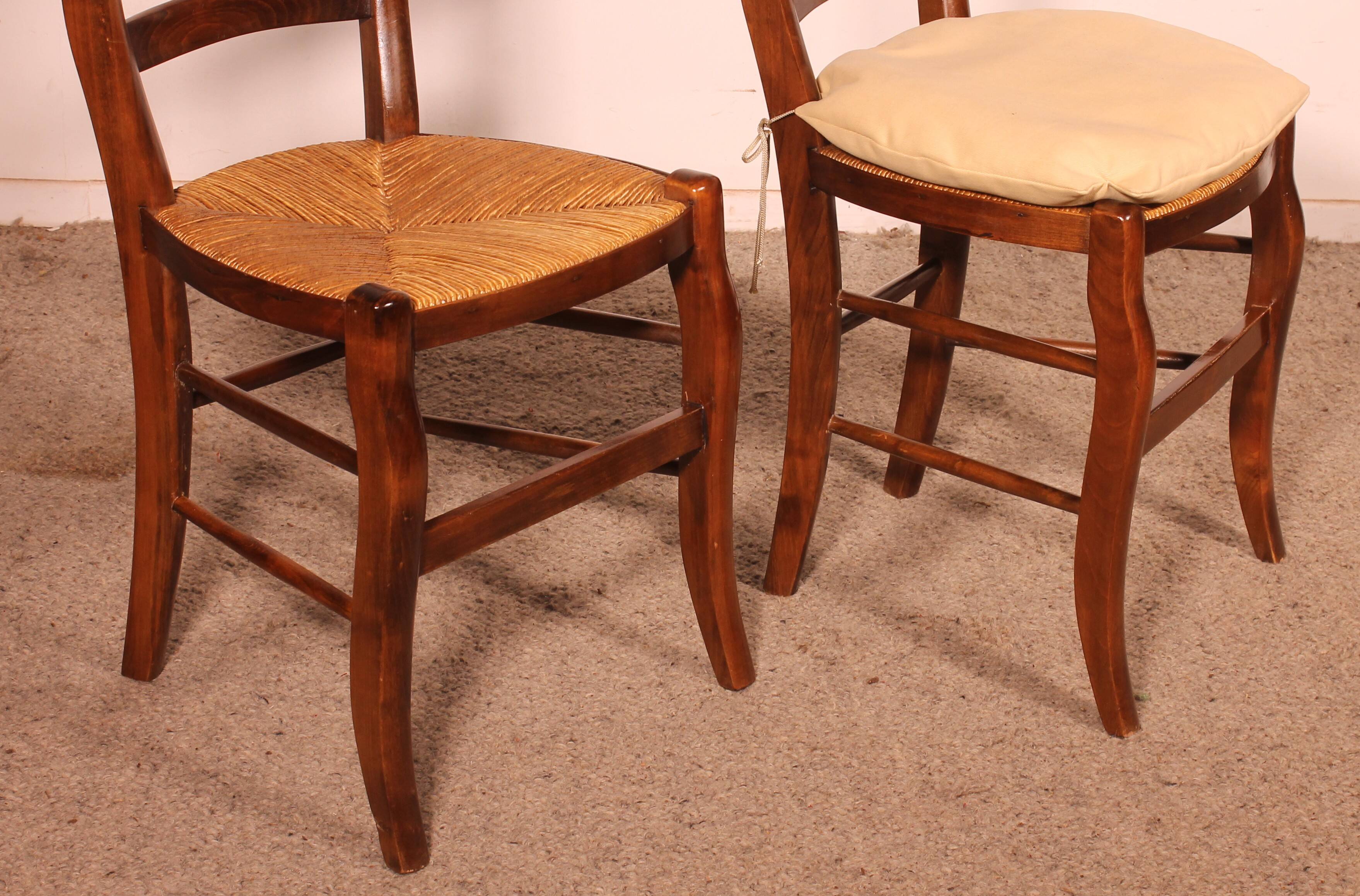 série de 8 chaises paillées en merisier