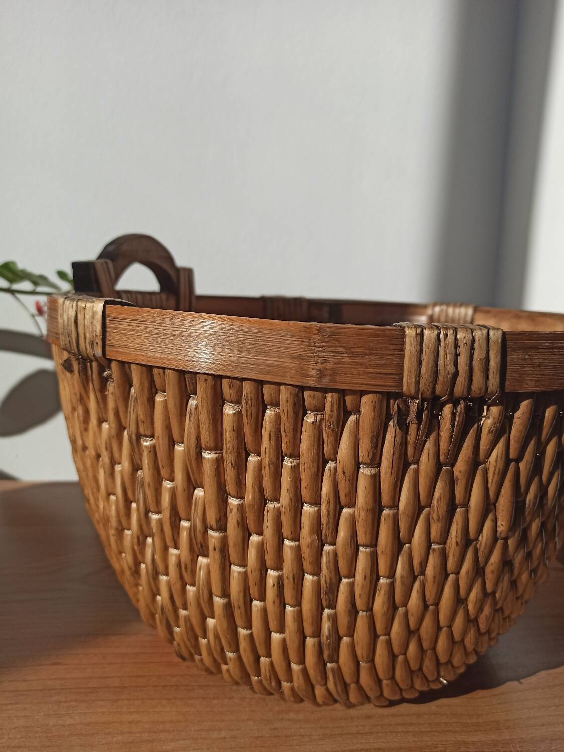 Vintage woven rattan basket - Traditional Asian wickerwork