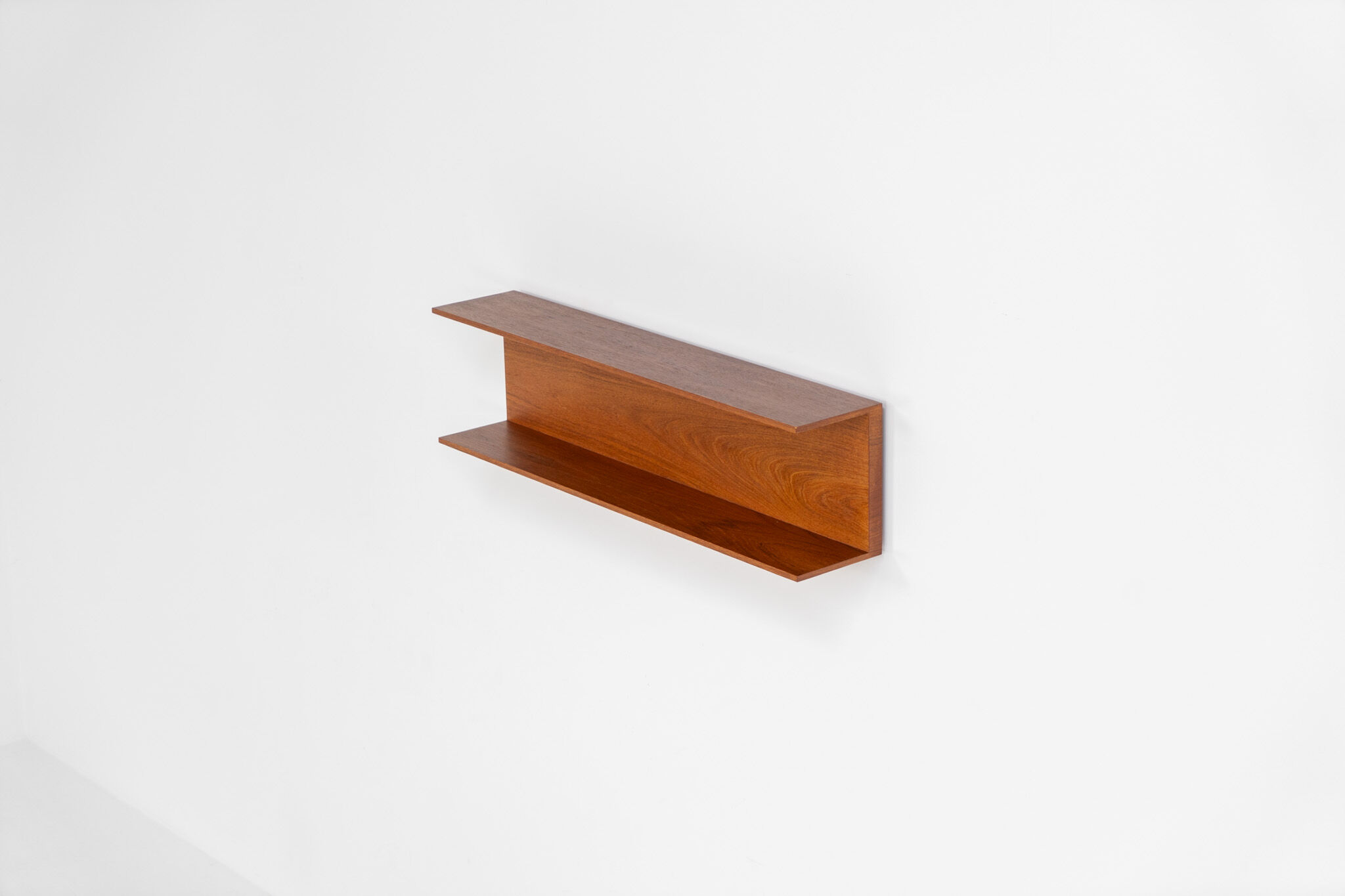 Wall shelf by Walter Wirz for Wilhelm Renz