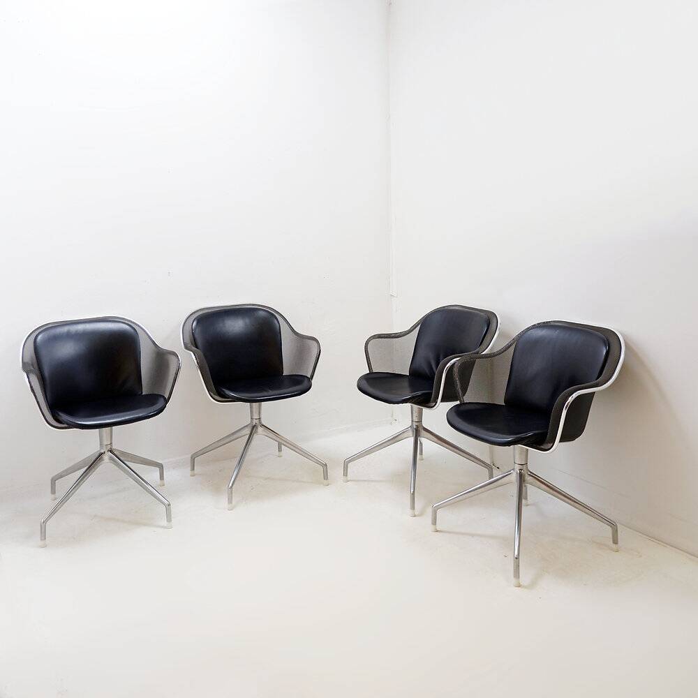 Set of 4 swivel armchairs "Iuta" by Antonio Citterio for B&B Italia