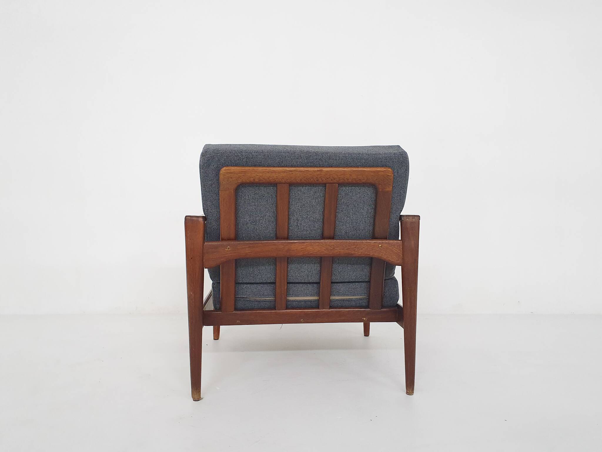 Teak lounge chair by Illum Wikkelso model EK for Niels Eilersen, Denmark 1960's
