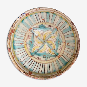Mokhfia Fez Morocco 18th polychrome earthenware dish 21.7 cm