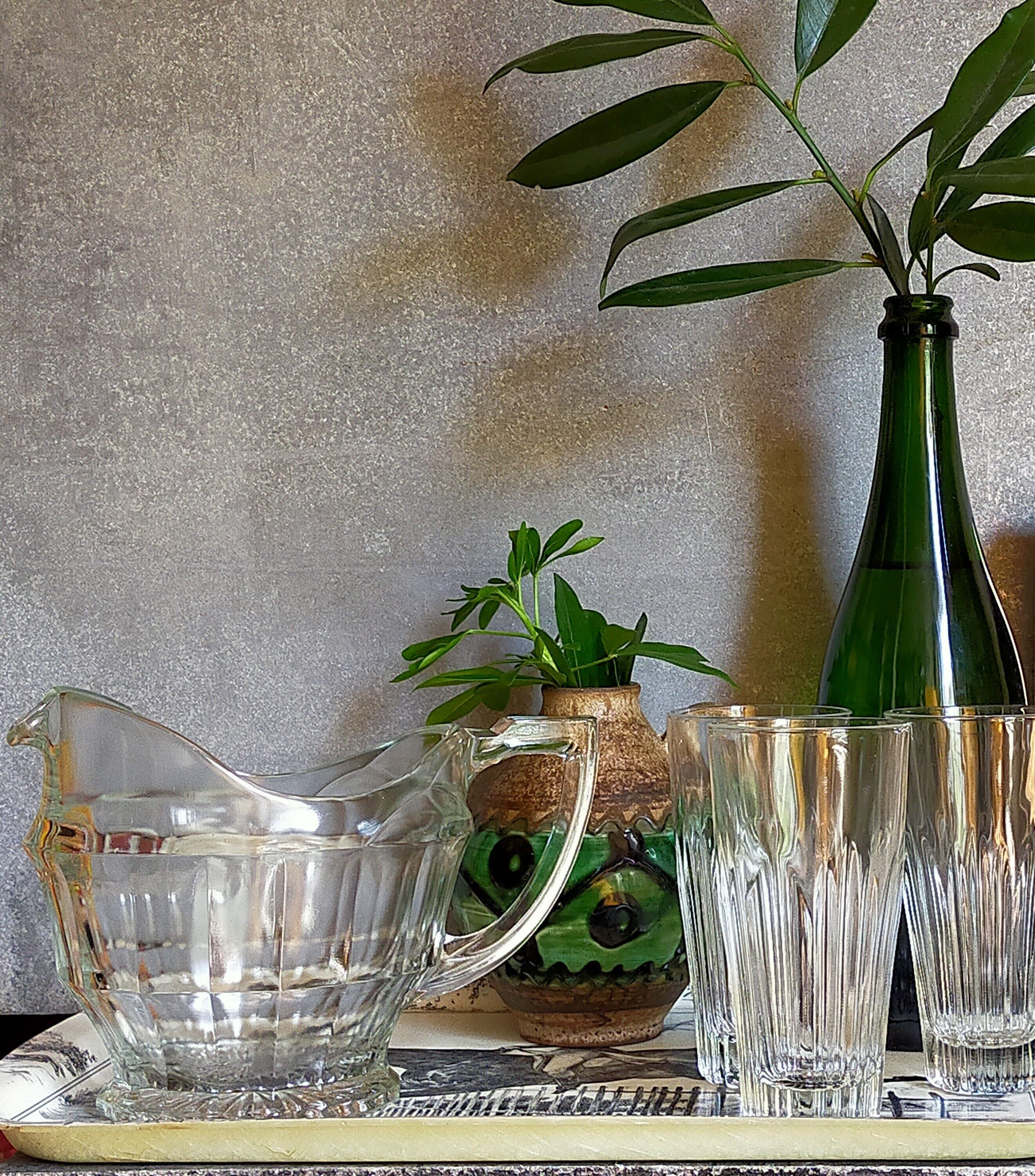 Art deco table pitcher in moulded glass 1940