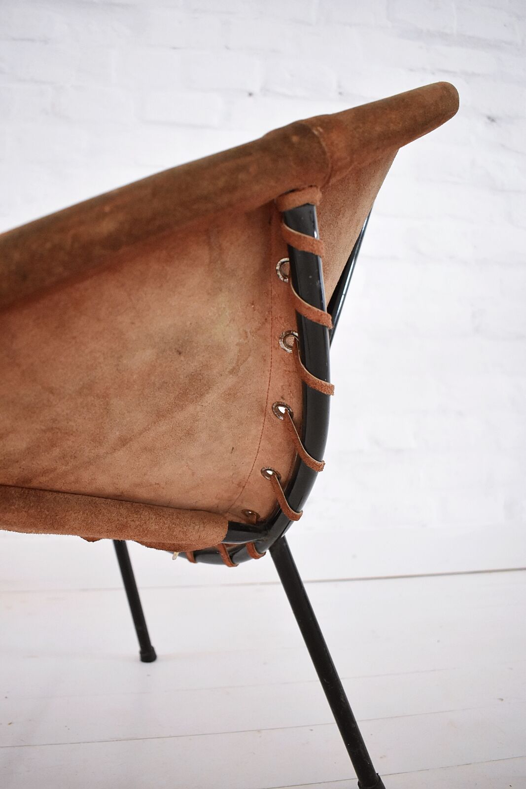 Vintage balloon suede easy chair, 1960s, Hungary