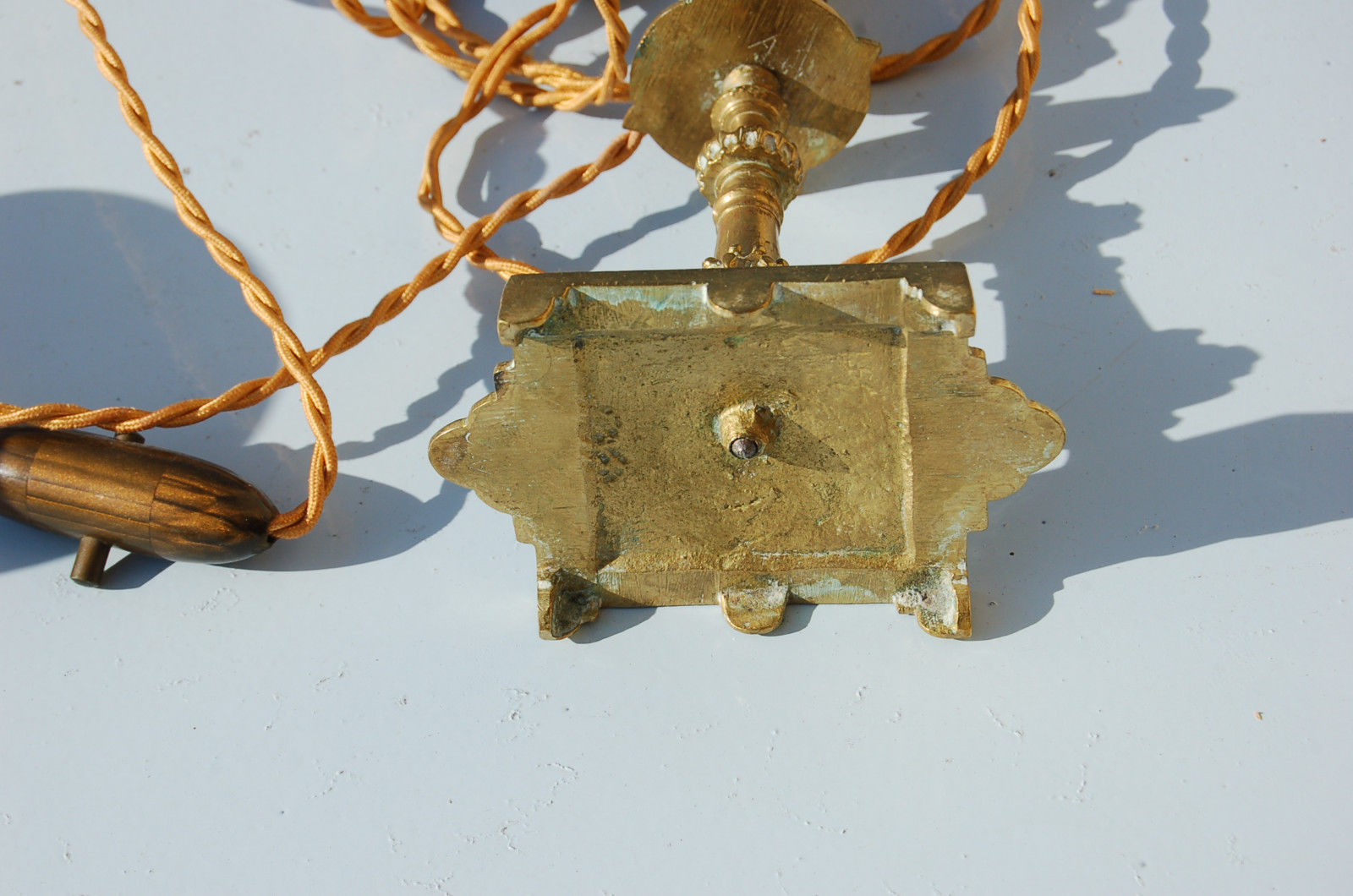 Metal foot lamp and paper lampshade