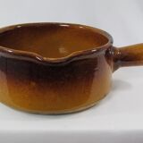Enamelled terracotta pan