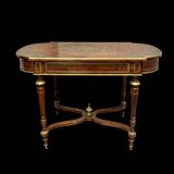 Napoleon III middle table with stretcher