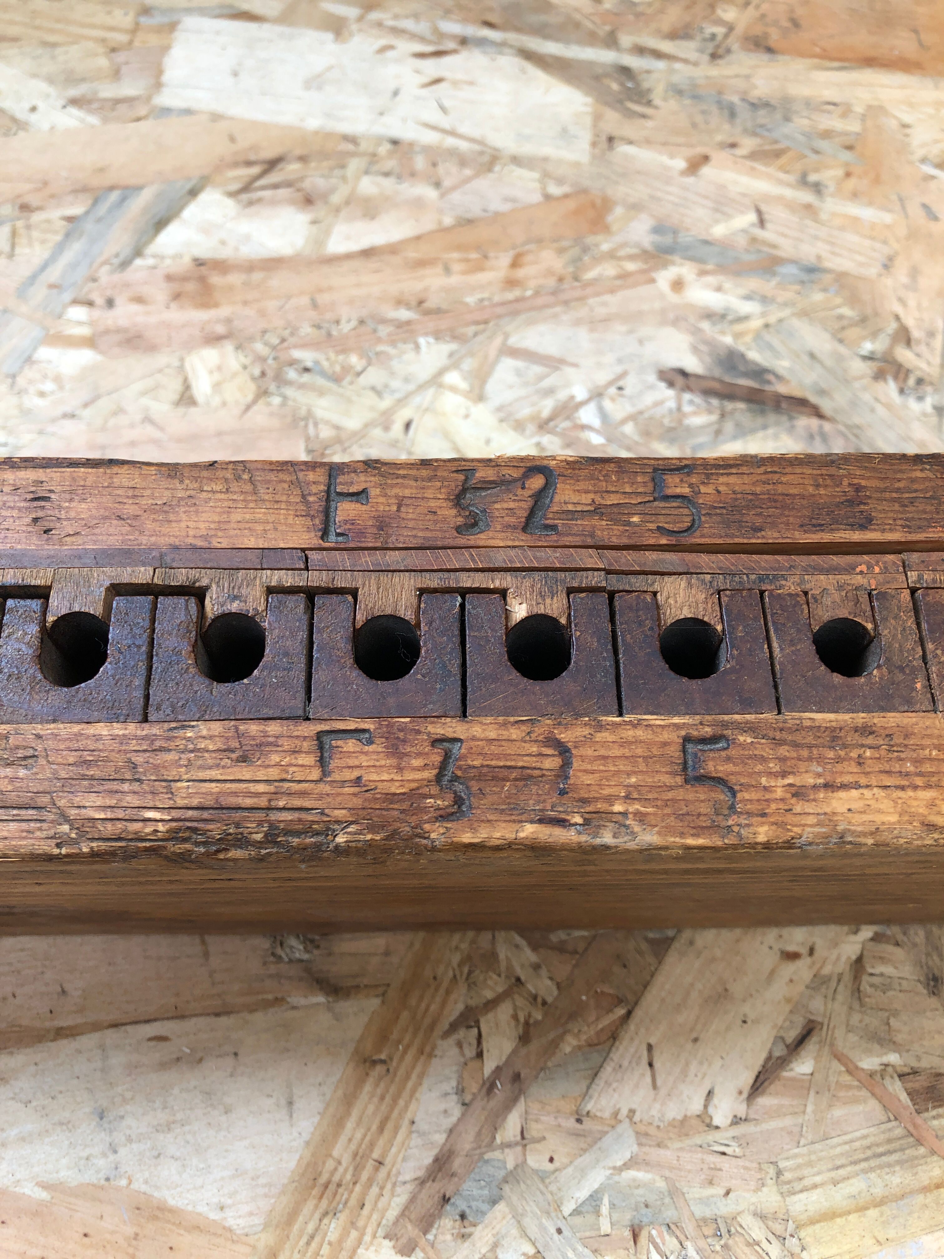 Old mold cigar press 20 location calibration drying smoker vintage