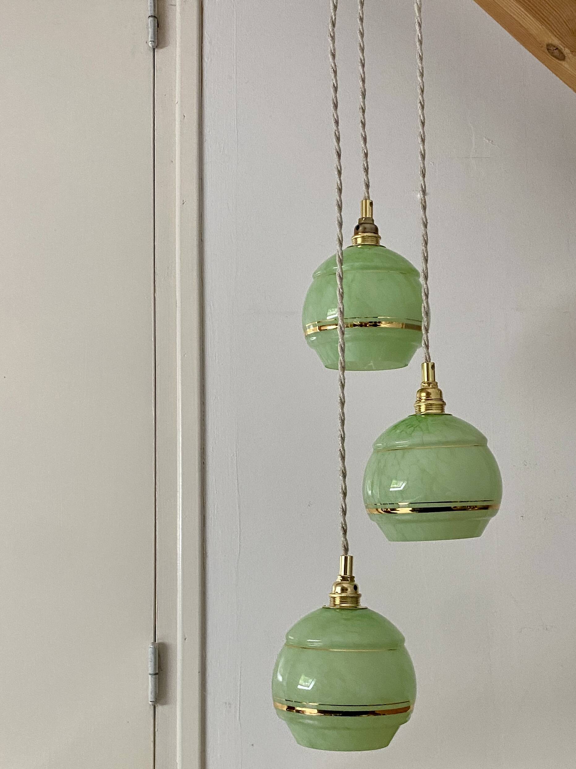 Vintage art deco triple globe pendant light in mint and gold glass