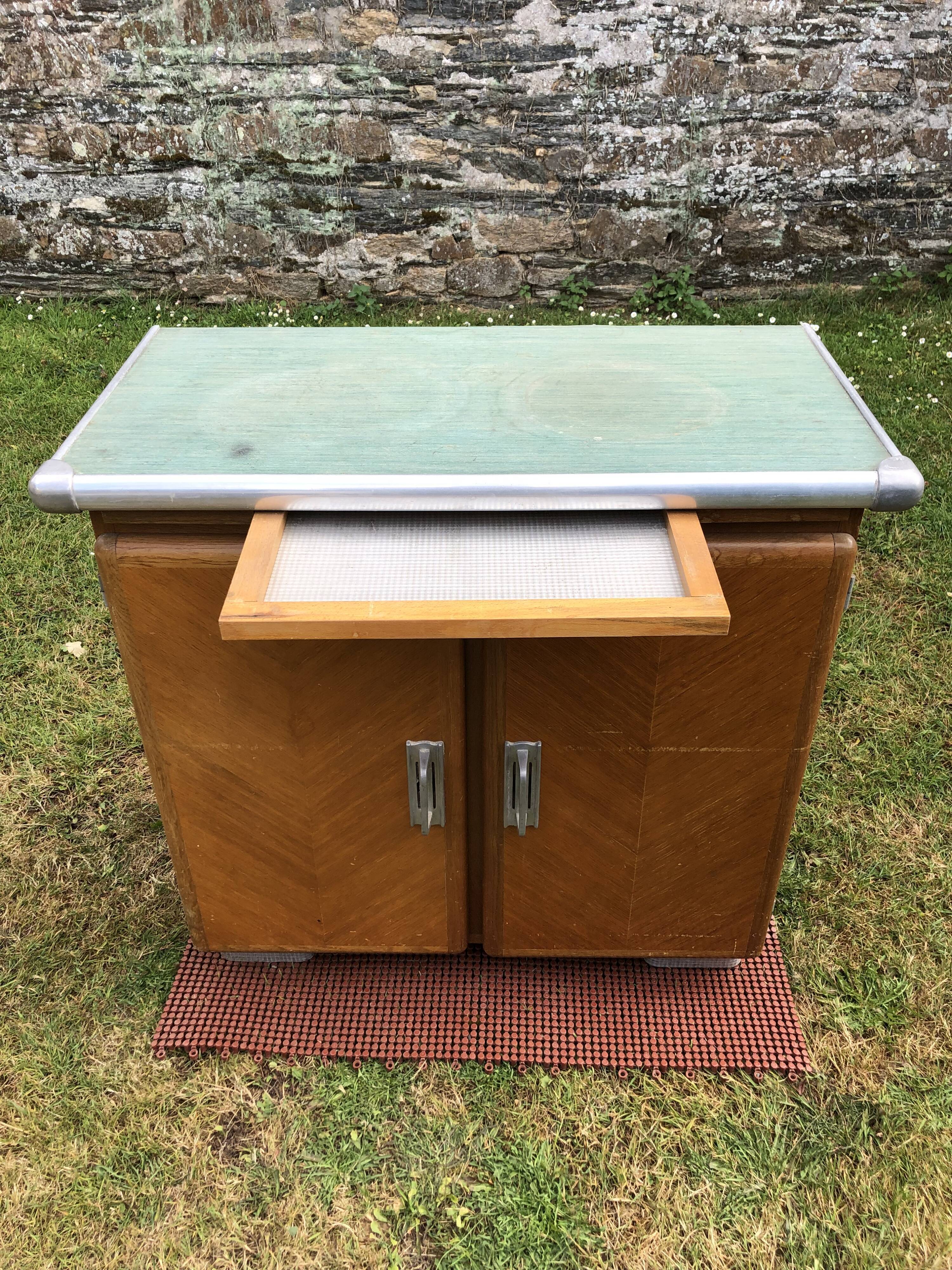 Buffet Mado vintage à 2 portes et 1 tirette en cp chêne.