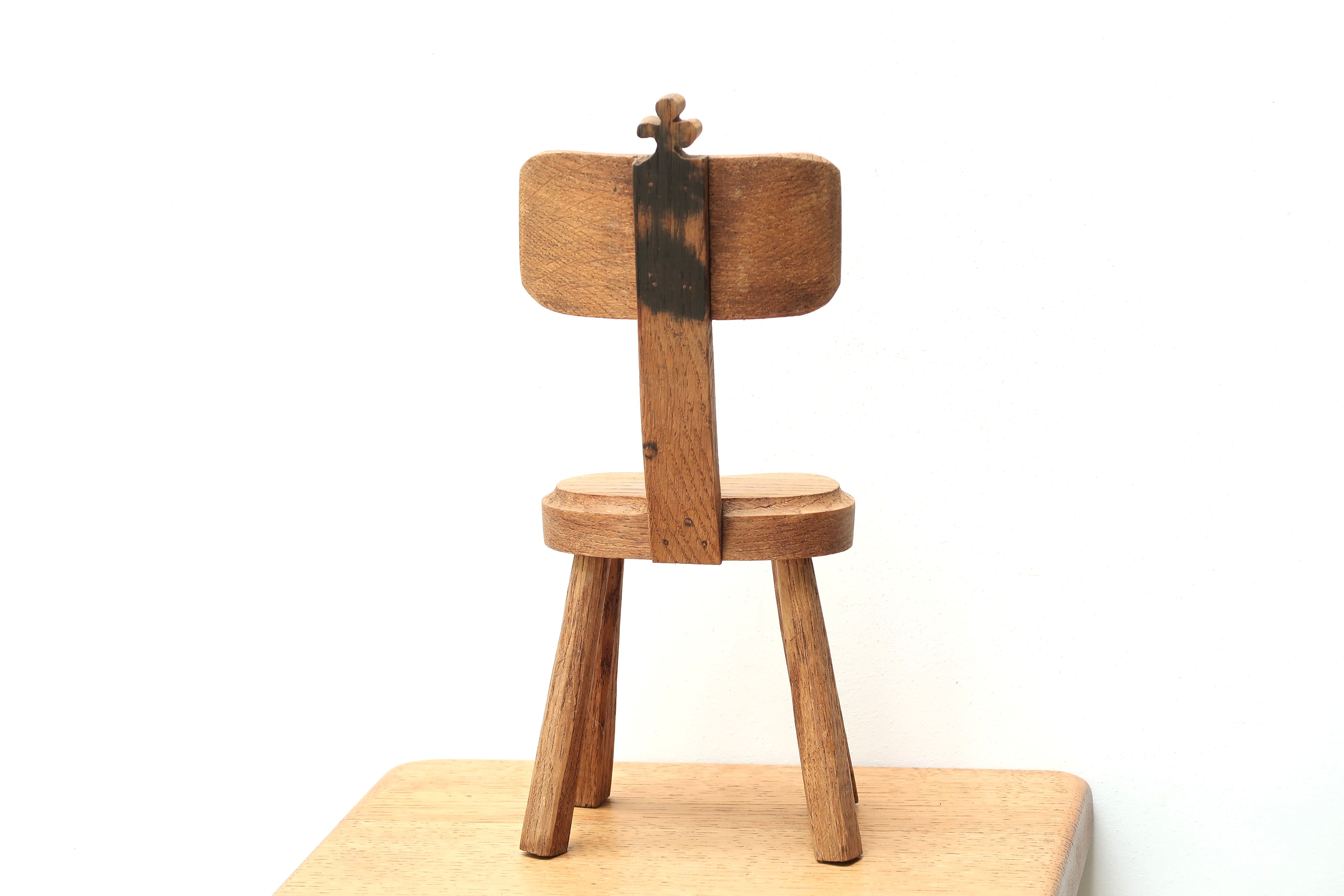 Chaise pour poupée en bois, années 50