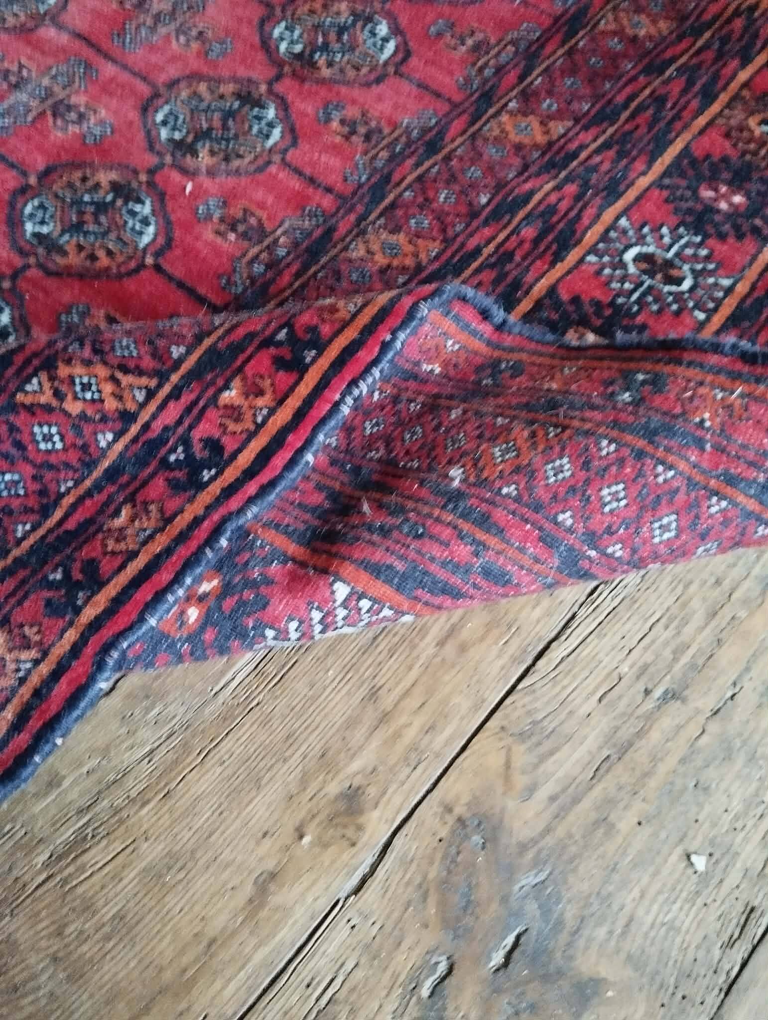 Handmade Turkmen Bukhara carpet 170x122cm