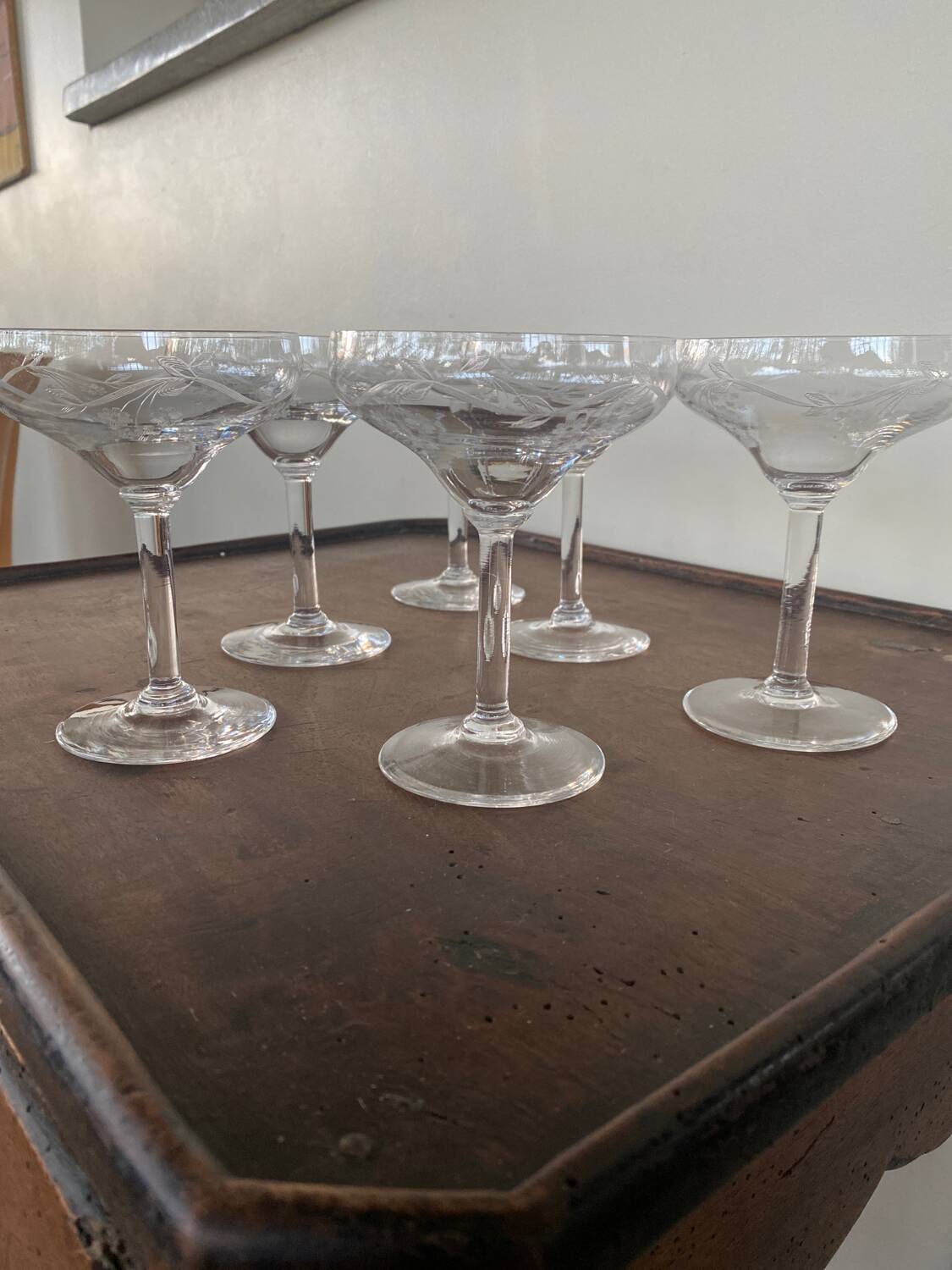 6 champagne glasses