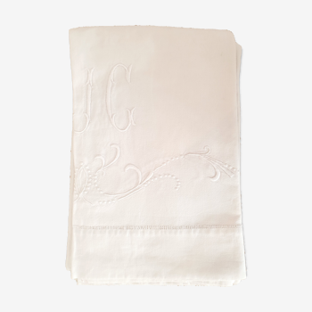 Drap ancien brodé monogramme MJC Jour de Venise