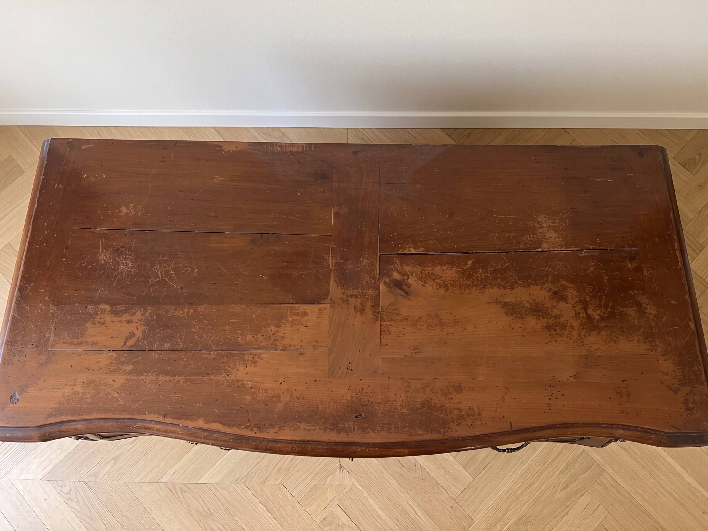 Louis XV style commode in carved wood