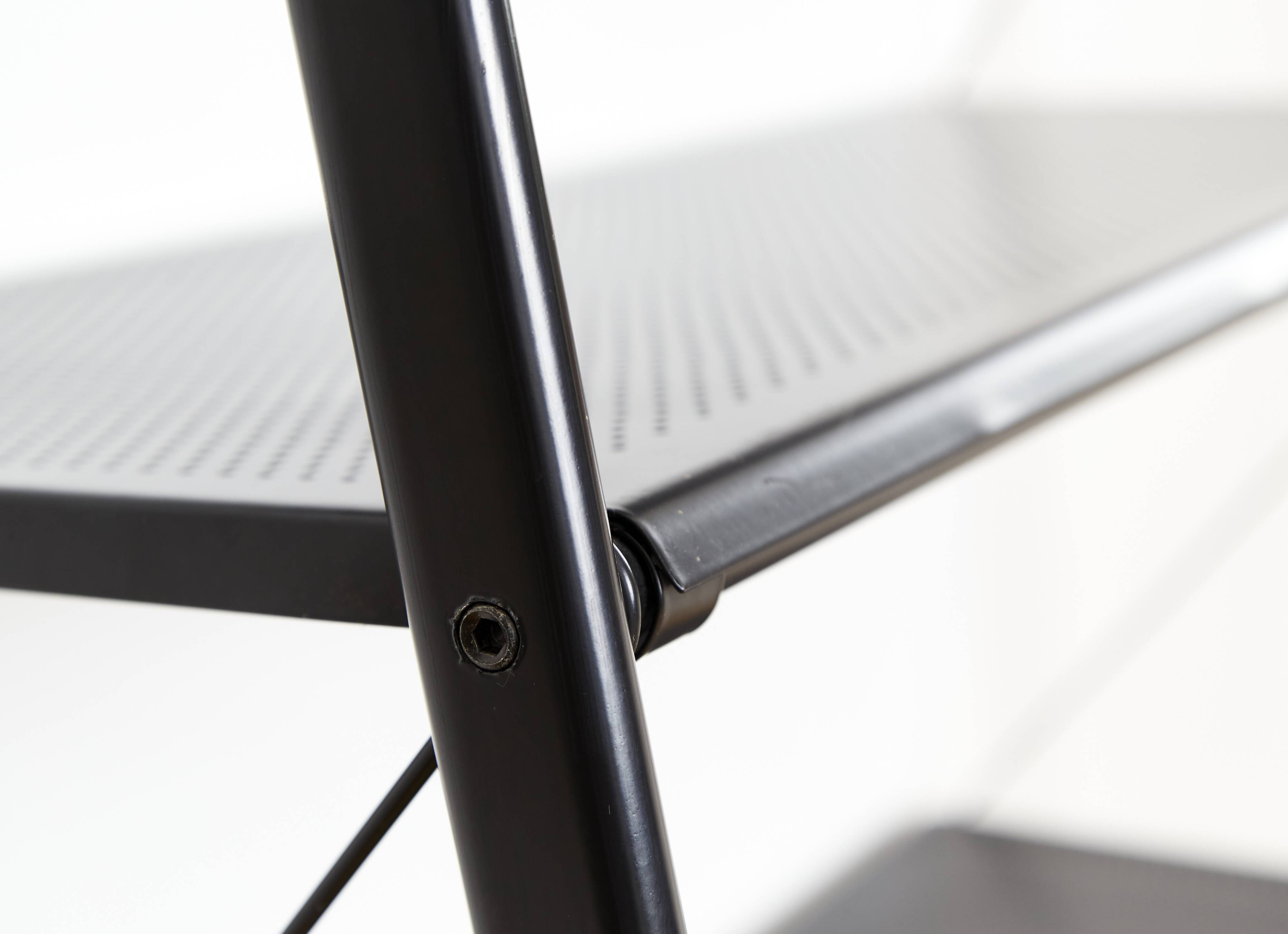 Etagère postmoderne dans le style de Philippe Starck