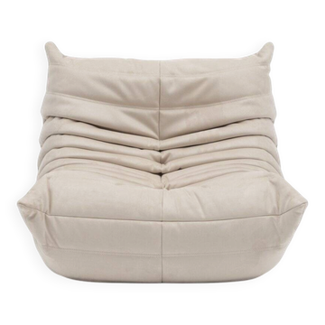 Togo lounge chair in cream fabric by Michel Ducaroy for Ligne Roset