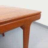 Vintage rectangular Scandinavian dining table by Johannes Andersen Samcom