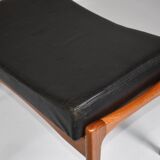 Fauteuil et repose-pieds par Ib Kofod-Larsen pour OPE, Suède