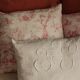 Paire Coussins Toile de Jouy rose ancienne