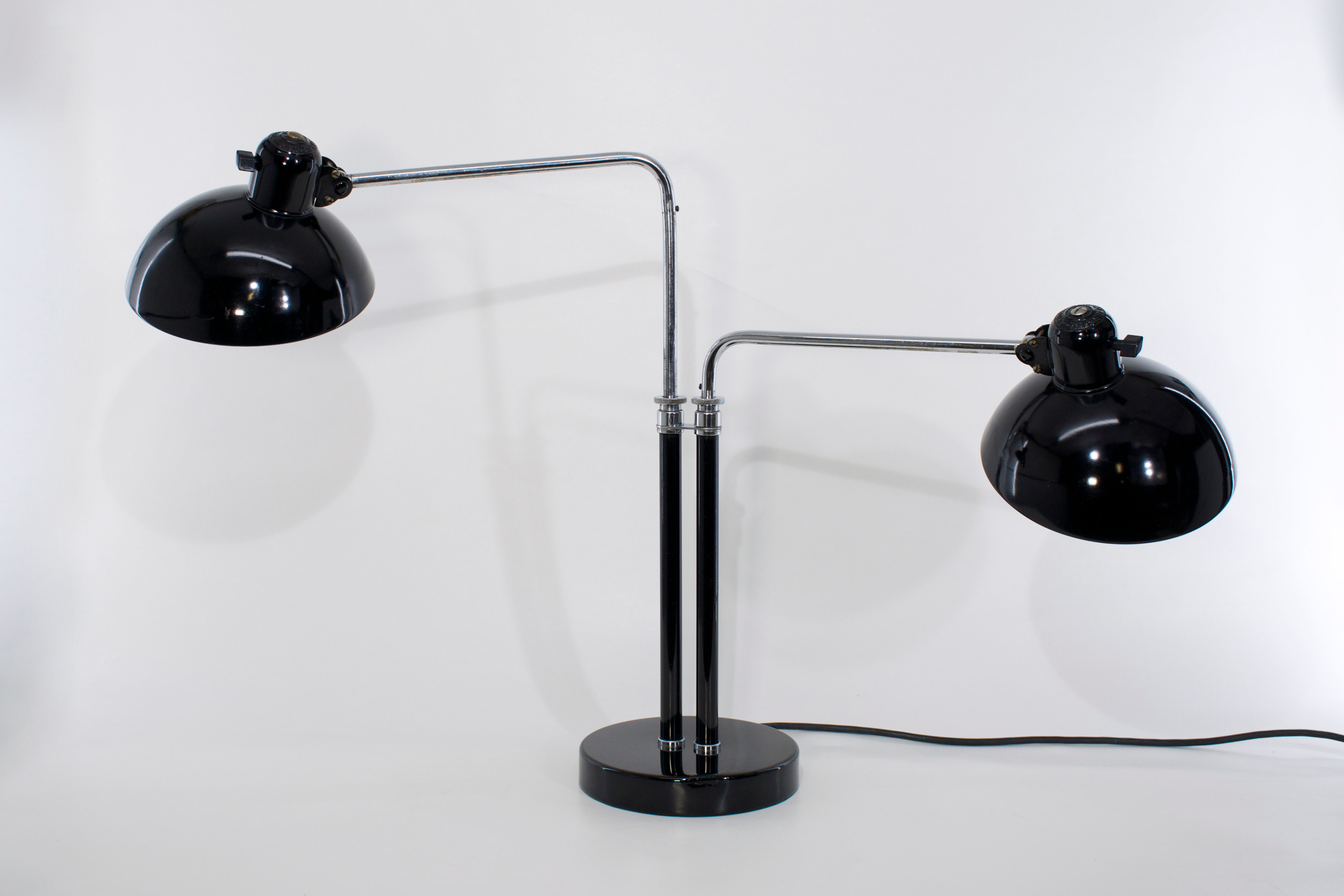 Double desk lamp, Bauhaus, by Christian Dell, model 6660 Super, original edition Kaiser Idel