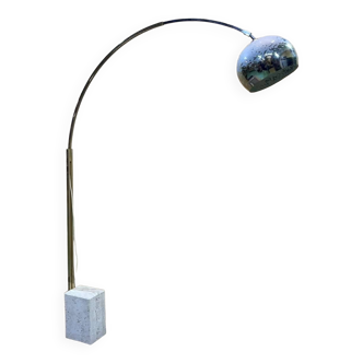 Arc floor lamp from the 70s chrome and travertine base - chipped chrome lampshade