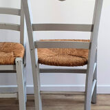 Light grey mulched chairs