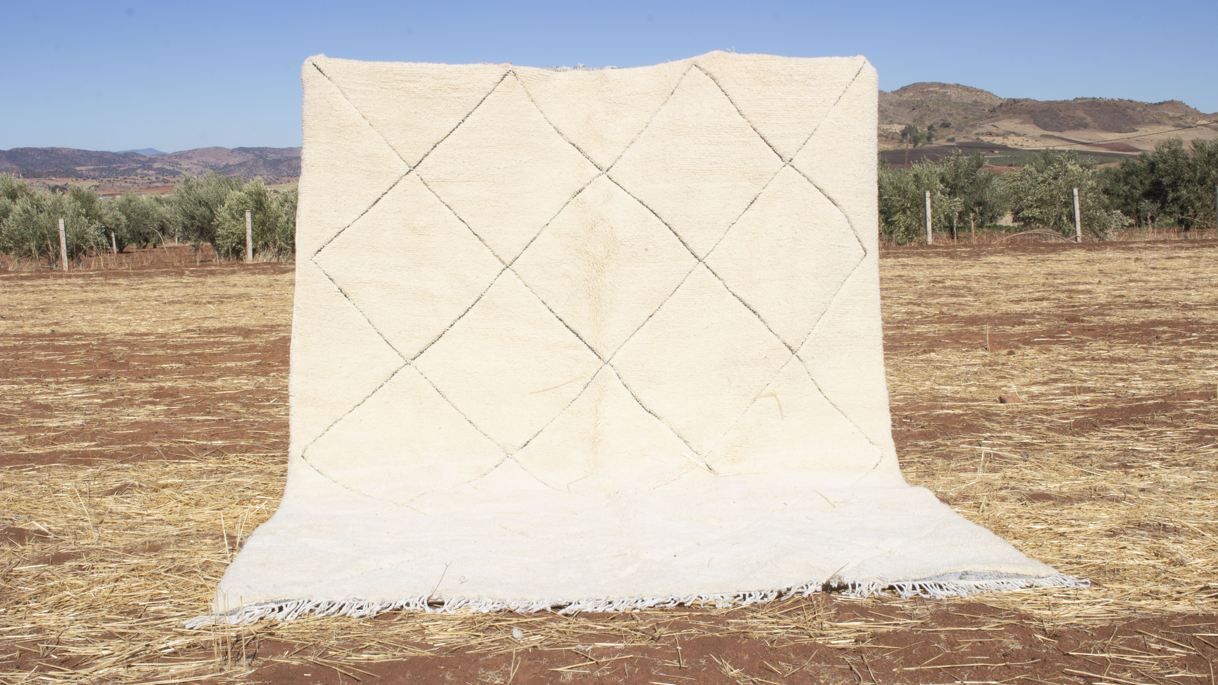Tapis marocain beni ourain 274x366 cm
