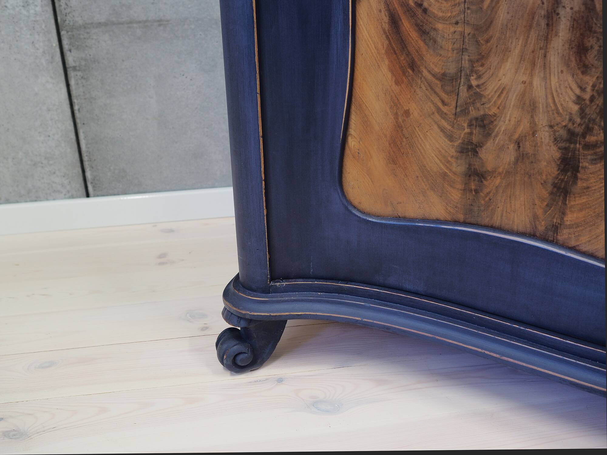 Dresser, French design, 1940s, production: France