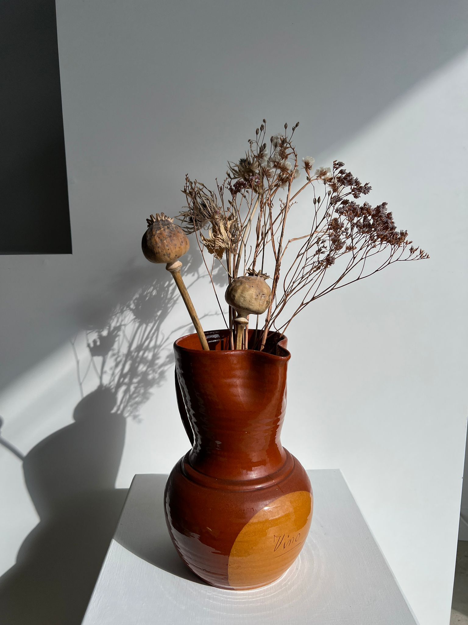 Two-tone brown ceramic wine pitcher H: 24cm