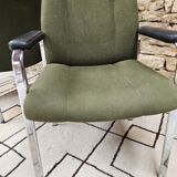 Pair of vintage office meeting chairs