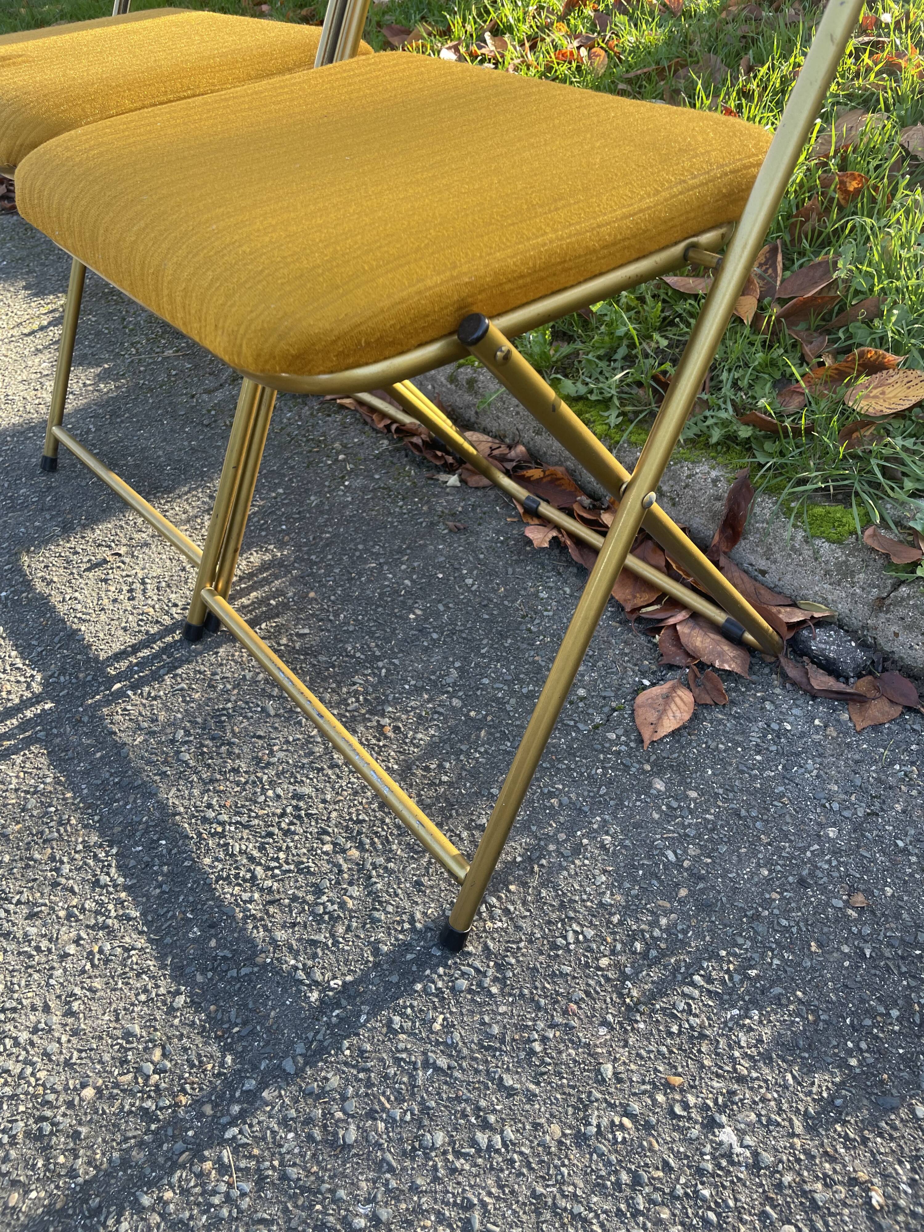 2 Lafuma folding chairs