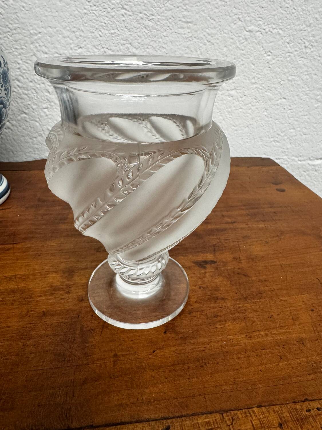 Crystal vase signed Lalique France model Ermenonville