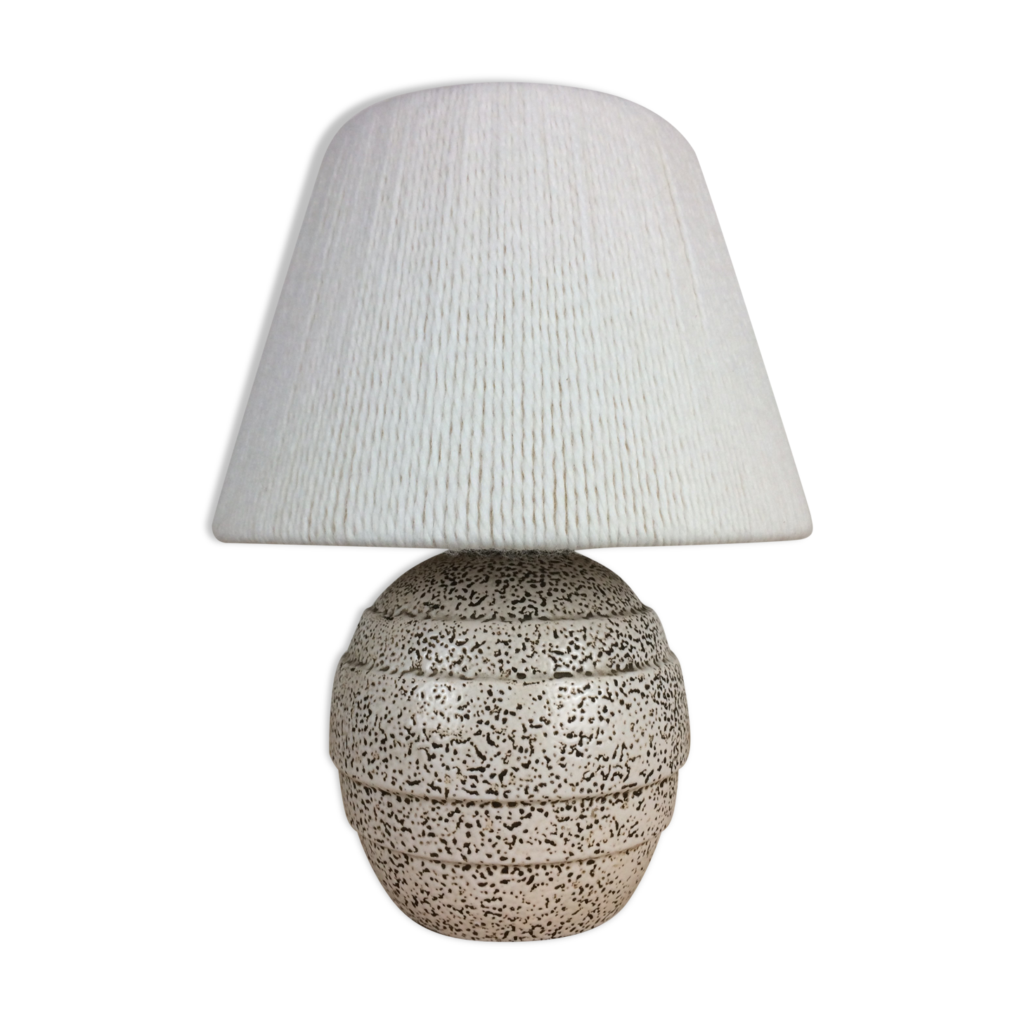 Lampe boule art déco, céramique crispée blanche, abat jour laine